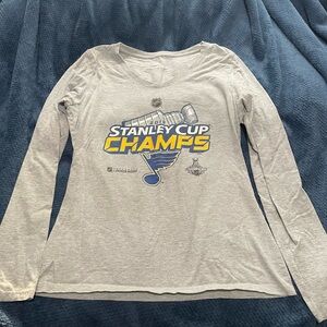 Fanatics NHL Stanley Cup Champs Gray Long Sleeve Shirt
